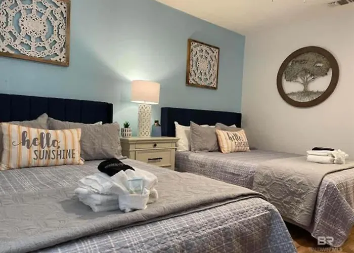 Access Pet Friendly Sleeps 6 Hangout Nearby Apartment *