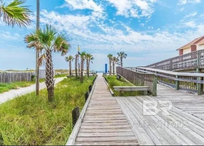 Access Pet Friendly Sleeps 6 Hangout Nearby * Gulf Shores